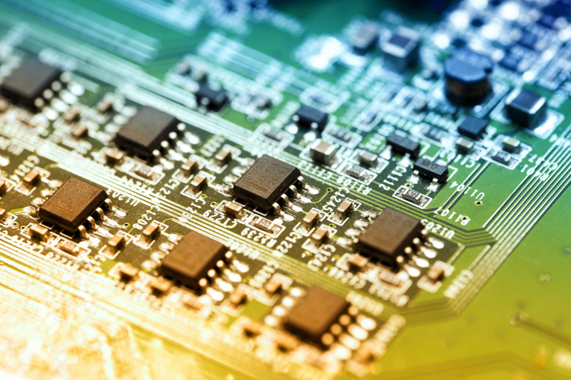 在电子产品的制作过程中,印刷电路板(PCB)的设计至关重要。本文将从多个维度分析PCB设计的重要性和常见误区,并结合实际案例进行深度剖析。